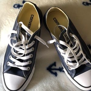 Converse sneakers navy blue
